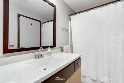 4020 Aurora Avenue N #303, Seattle, WA 98103 - Photo 15