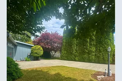 1093 Todd Place #23, Burlington, WA 98233 - Photo 3