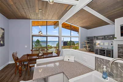 578 SW Shelley Ln, Oak Harbor, WA 98277 - Photo 5