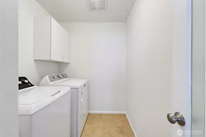 6072 Park Street E, Fife, WA 98424 - Photo 13