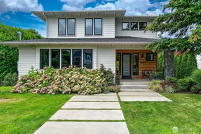 8527 Latona Avenue NE, Seattle, WA 98115 - Photo 1