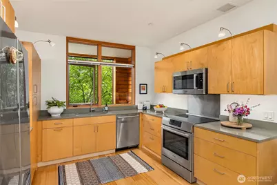 368 Wills Lane NW, Bainbridge Island, WA 98110 - Photo 15