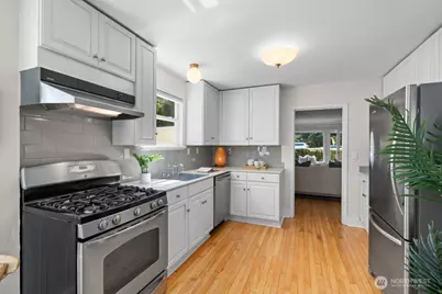 [Address not provided], Seattle, WA 98117 - Photo 9