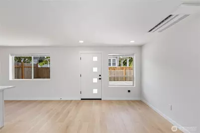 2201 NW 64th Street #D, Seattle, WA 98107 - Photo 9
