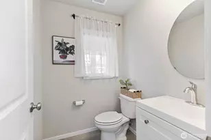 1607 NE Calavista St, Poulsbo, WA 98370 - Photo 15