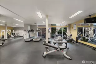 2415 2nd Ave, Seattle, WA 98121 - Photo 19