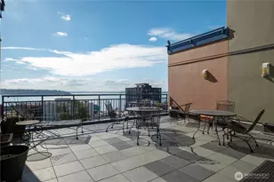 2415 2nd Ave, Seattle, WA 98121 - Photo 23