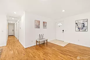 10758 Ashworth Ave N, Seattle, WA 98133 - Photo 5