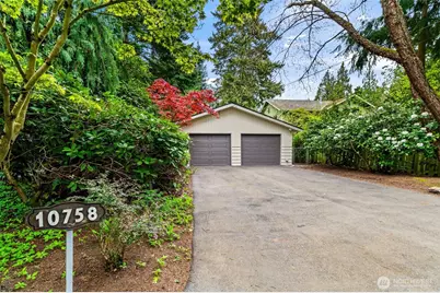 10758 Ashworth Avenue N, Seattle, WA 98133 - Photo 1