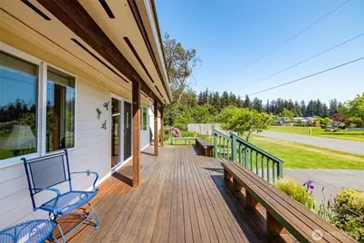 977 Moonraker Drive, Freeland, WA 98249 - Photo 7