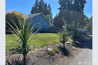 20810 80th Ave Ct E, Spanaway, WA 98387 - Photo 3