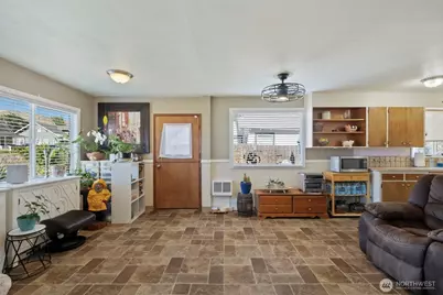 4 N Wilson Street, Wenatchee, WA 98801 - Photo 17