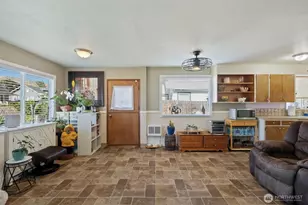 4 N Wilson St, Wenatchee, WA 98801 - Photo 17