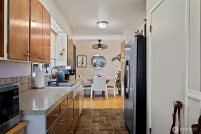 4 N Wilson Street, Wenatchee, WA 98801 - Photo 5