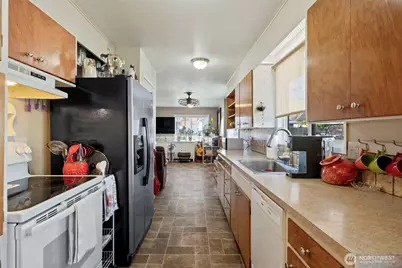 4 N Wilson Street, Wenatchee, WA 98801 - Photo 9
