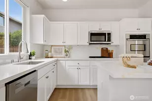 12936 NE 198th Pl, Woodinville, WA 98072 - Photo 15