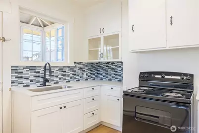 810 Oak Street, Port Angeles, WA 98362 - Photo 9