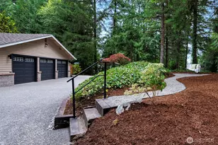 19920 NE 185th St, Woodinville, WA 98077 - Photo 3