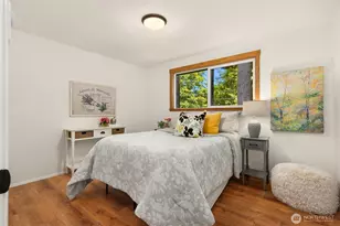 12249 N Madison Ave NE, Bainbridge Island, WA 98110 - Photo 15