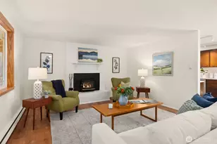 12249 N Madison Ave NE, Bainbridge Island, WA 98110 - Photo 5