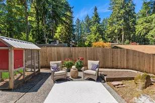 12249 N Madison Ave NE, Bainbridge Island, WA 98110 - Photo 19