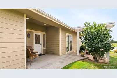 2019 Bender Park Blvd. #2, Lynden, WA 98264 - Photo 3