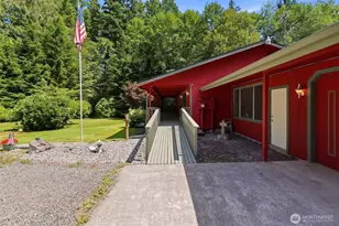 21611 Port Gamble Rd NE, Poulsbo, WA 98370 - Photo 3