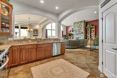 8110 172nd Avenue E, Sumner, WA 98390 - Photo 11