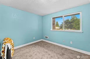 401 E 66th St, Tacoma, WA 98404 - Photo 17