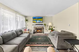 401 E 66th St, Tacoma, WA 98404 - Photo 7