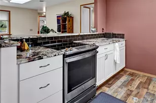 2413 N 18th Pl, Mount Vernon, WA 98273 - Photo 13