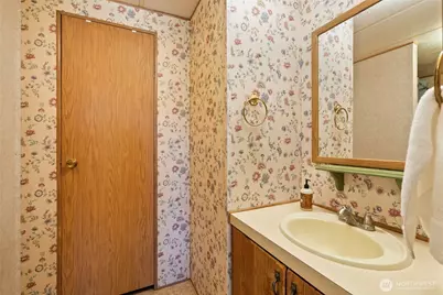 150 E Graham Road, Belfair, WA 98528 - Photo 13