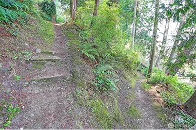 1351 Steffen Place, Camano Island, WA 98282 - Photo 23