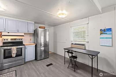 31813 21st Avenue SW #27, Federal Way, WA 98023 - Photo 5