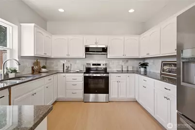 1327 113th Avenue SE, Lake Stevens, WA 98258 - Photo 7