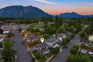 8734 Falls Ave SE, Snoqualmie, WA 98065 - Photo 5