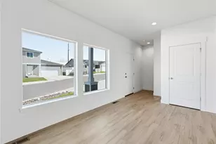 1948 N Mineral Pl, East Wenatchee, WA 98802 - Photo 3