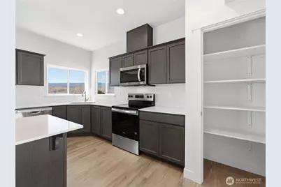 1948 N Mineral Place, East Wenatchee, WA 98802 - Photo 11