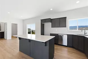 1948 N Mineral Pl, East Wenatchee, WA 98802 - Photo 13