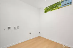 955 N 35th St, Seattle, WA 98103 - Photo 21