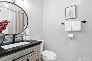 18715 Pioneer Way E, Orting, WA 98360 - Photo 11