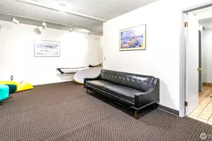 75 E Lynn St, Seattle, WA 98102 - Photo 23
