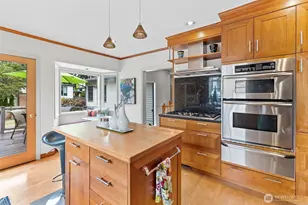 916 18th Ave W, Kirkland, WA 98033 - Photo 15
