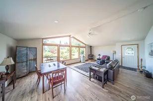 2196 N Bluff Rd, Greenbank, WA 98253 - Photo 7