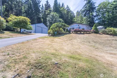 2196 N Bluff Road, Greenbank, WA 98253 - Photo 17
