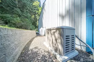2196 N Bluff Rd, Greenbank, WA 98253 - Photo 23