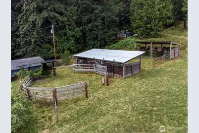 6827 Lakewood Road, Stanwood, WA 98292 - Photo 25