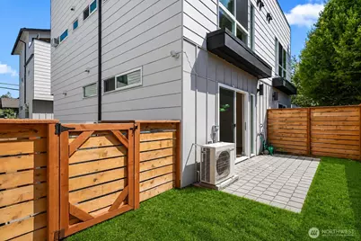 1129 NW 61st #B, Seattle, WA 98107 - Photo 13