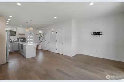 1129 NW 61st #B, Seattle, WA 98107 - Photo 15