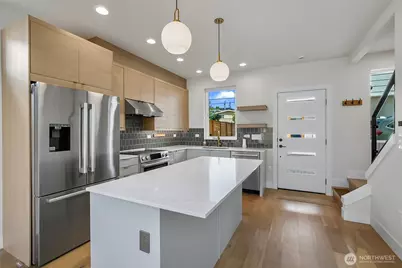1129 NW 61st #B, Seattle, WA 98107 - Photo 5